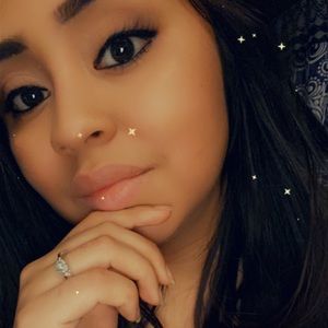 Meet your Posher, Shania